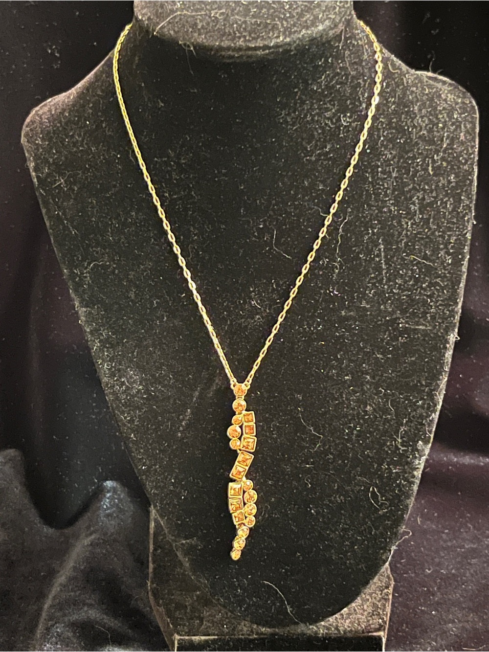 Beautiful Vintage GIVENCHY Light Brown crystal drop necklace set in gold tone